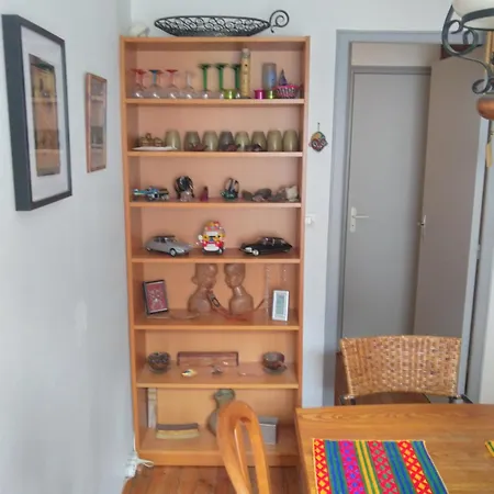 Apartment Romans-sur-isere, Maison De Rue En Centre Ancien *